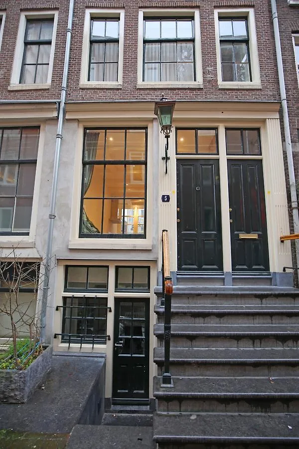 B&B Five Amsterdam